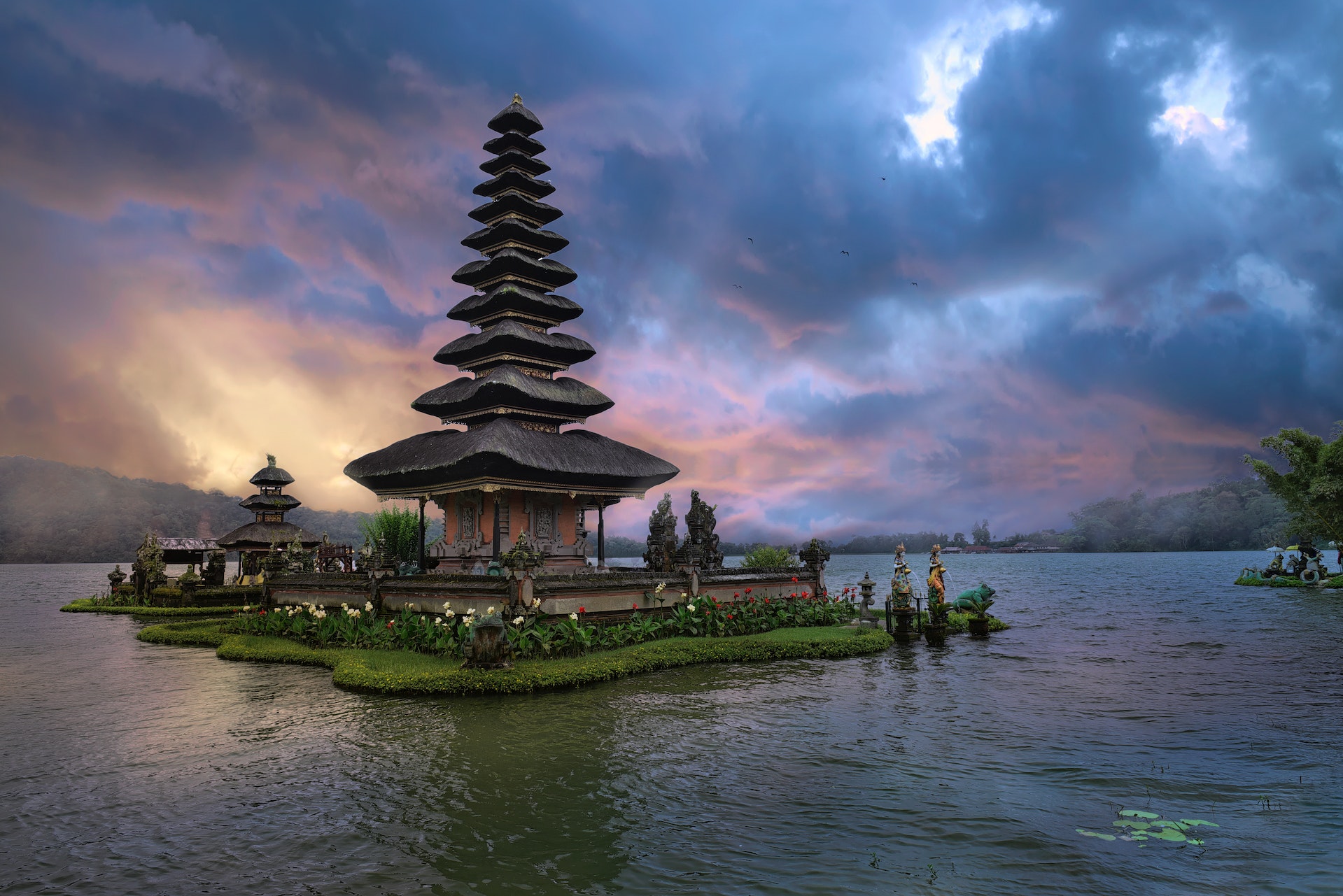A Romantic Retreat: Spending a Week on Honeymoon in Bali